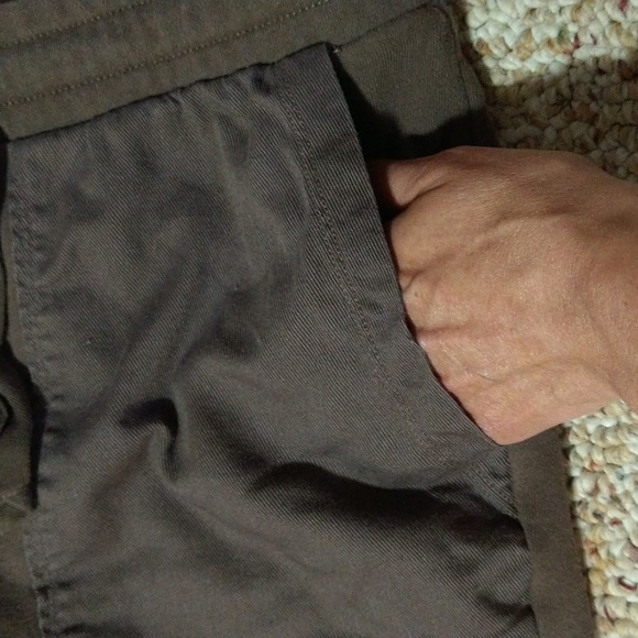 Size 4 American Eagle Brown joggers - Picture 4 of 12